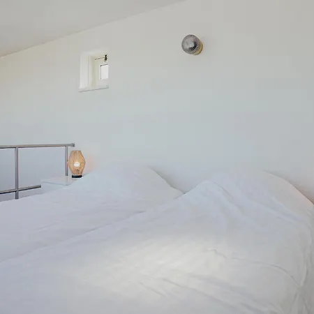 Kraaijennest Casa de Férias Uitgeest
